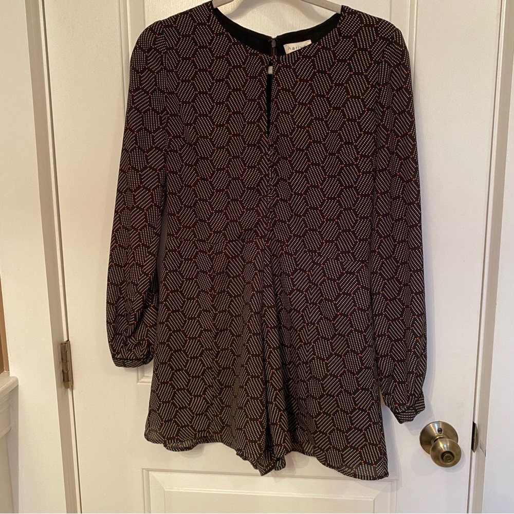 HARLYN ANTHROPOLOGIE ROMPER JUMPSUIT BLACK WHITE RED LONG SLEEVE KEYHOLE Size XS